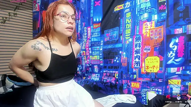 Snapshot of rosse_2504 chatting on 02.05.25 rosse 2504 online show from 02.05.25