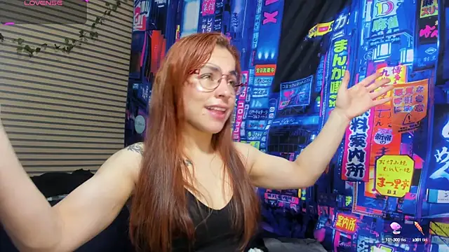 Snapshot of rosse_2504 chatting on 02.07.25 rosse 2504 online show from 02.07.25