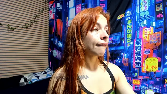 Snapshot of rosse_2504 chatting on 02.13.25 rosse 2504 online show from 02.13.25