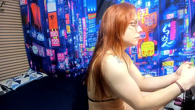 Snapshot of rosse_2504 chatting on 02.16.25 rosse 2504 online show from 02.16.25