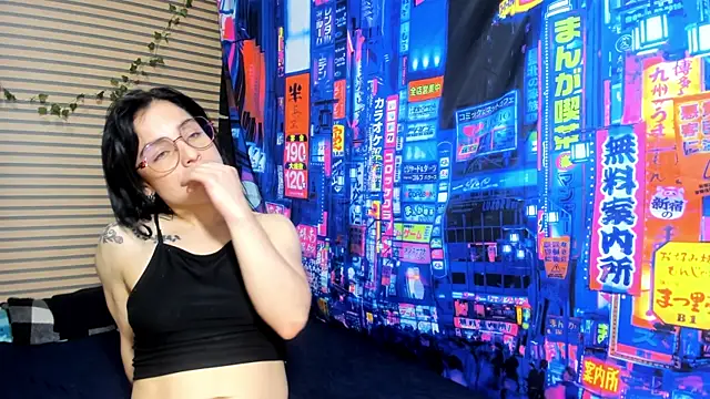 Snapshot of rosse_2504 chatting on 03.06.25 rosse 2504 online show from 03.06.25