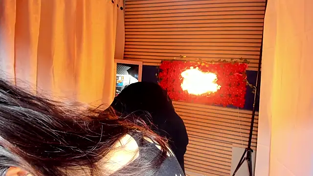 Snapshot of rosse_2504 chatting on 11.09.25 rosse 2504 online show from 11.09.25