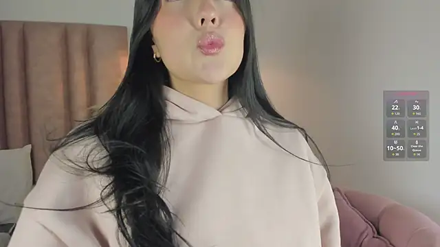 im alejandra  online show from 04.03.26