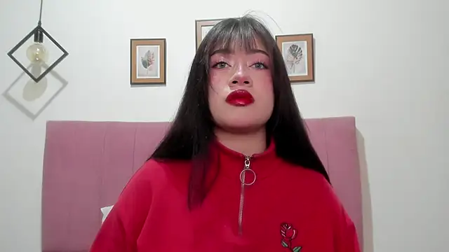 GENNESIS LOVE online show from 11.04.25