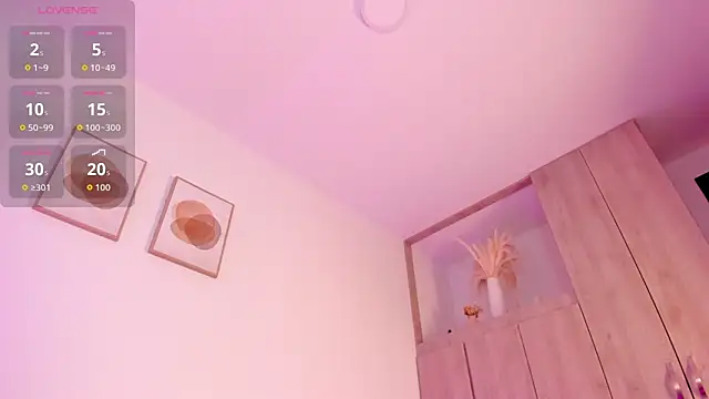 Mia 222 online show from 02.14.26