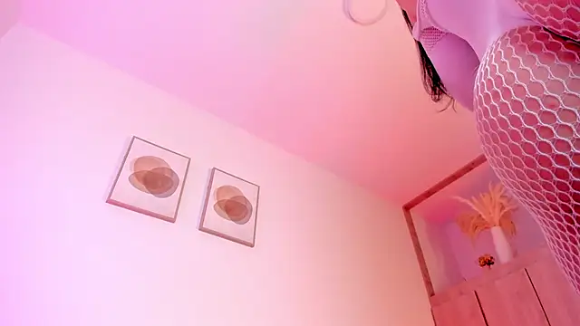 Mia 222 online show from 06.18.26