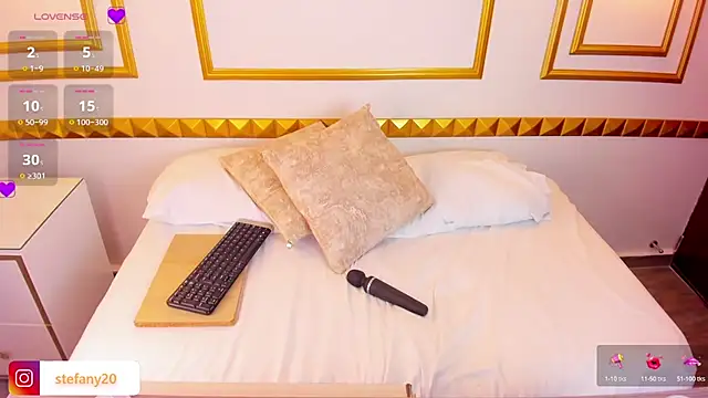 Snapshot of amor_smith_ chatting on 03.06.25 amor smith online show from 03.06.25