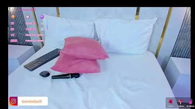 Snapshot of amor_smith_ chatting on 09.20.25 amor smith online show from 09.20.25