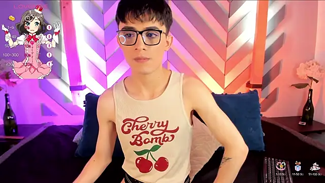 Snapshot of cherryy_boy chatting on 01.18.25 cherryy boy online show from 01.18.25