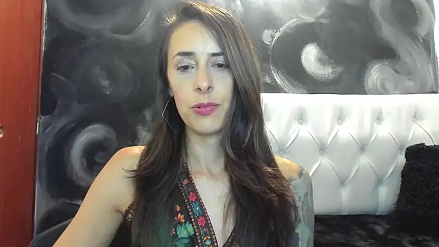 Snapshot of ScarletKings chatting on 12.03.25 ScarletKings online show from 12.03.25