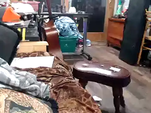 tongueispowerr6d9 online show from 12.31.24