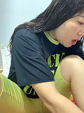 Baby-bigtits online show from 02.25.25