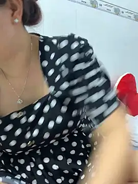 Baby-bigtits online show from 03.04.25