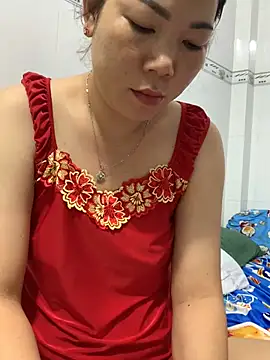 Baby-bigtits online show from 03.12.25