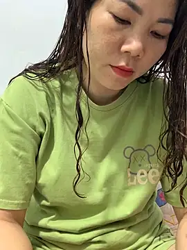 Baby-bigtits online show from 03.20.25