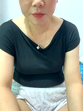 Baby-bigtits online show from 09.14.25