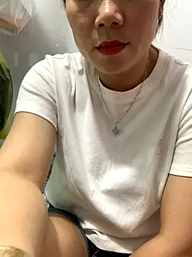 Baby-bigtits online show from 09.22.25