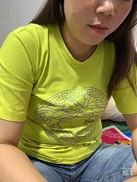 Baby-bigtits online show from 10.16.25