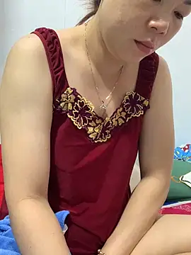 Baby-bigtits online show from 10.21.25