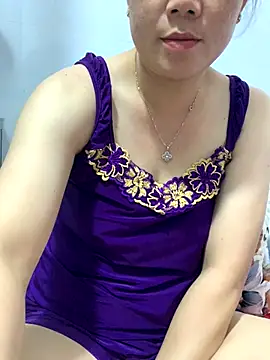 Baby-bigtits online show from 10.28.25