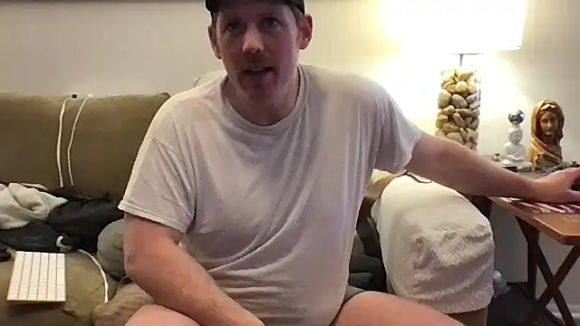 Snapshot of Rock_Pierce chatting on 02.12.26 Rock Pierce online show from 02.12.26