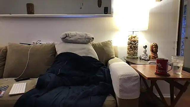 Snapshot of Rock_Pierce chatting on 03.05.26 Rock Pierce online show from 03.05.26