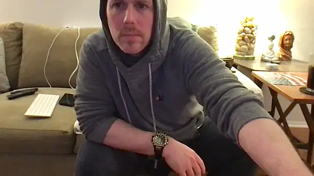 Snapshot of Rock_Pierce chatting on 03.10.26 Rock Pierce online show from 03.10.26