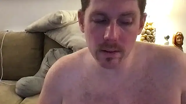 Snapshot of Rock_Pierce chatting on 03.11.26 Rock Pierce online show from 03.11.26