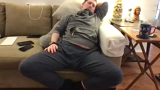 Snapshot of Rock_Pierce chatting on 03.11.26 Rock Pierce online show from 03.11.26