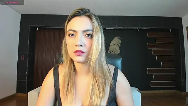 IsabellaaJoness online show from 02.05.26