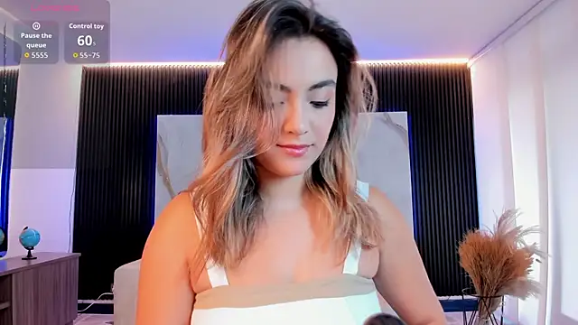 IsabellaaJoness online show from 06.08.26
