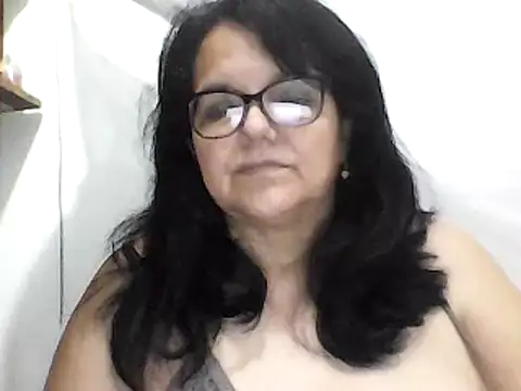 Snapshot of kassandra02 chatting on 02.05.25 kassandra02 online show from 02.05.25