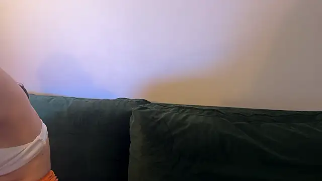 Redfloweer1 online show from 03.20.26