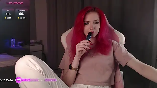 Snapshot of joyhannahh chatting on 09.28.25 joyhannahh online show from 09.28.25