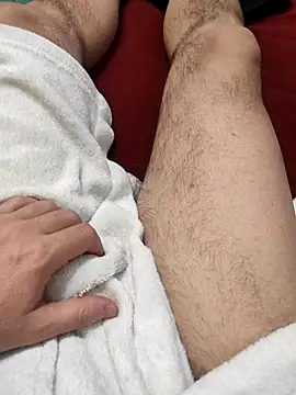 Snapshot of fikoivos chatting on 11.21.25 fikoivos online show from 11.21.25