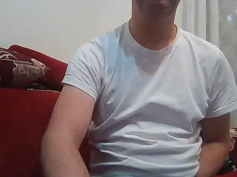 Snapshot of fikoivos chatting on 12.14.25 fikoivos online show from 12.14.25