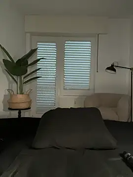 Lena Blom online show from 06.05.26