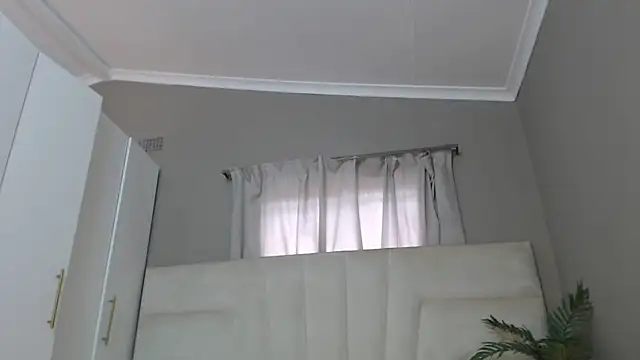 naughtyblackdolie online show from 02.11.25