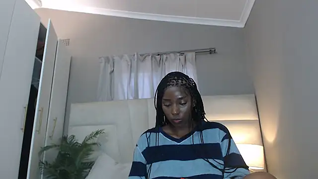 naughtyblackdolie online show from 10.03.25