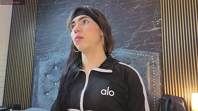 Snapshot of diosagolden chatting on 11.20.25 diosagolden online show from 11.20.25