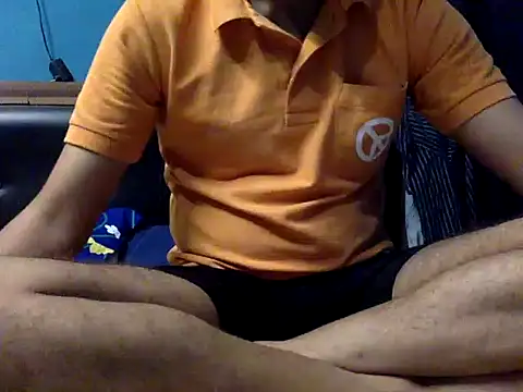 Snapshot of dreamy_lusty01 chatting on 10.21.25 dreamy lusty01 online show from 10.21.25