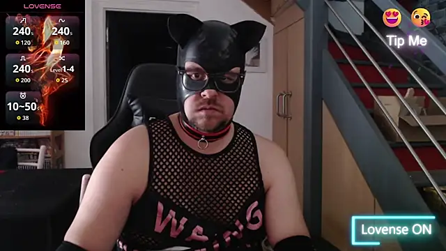 punky233 online show from 06.10.26