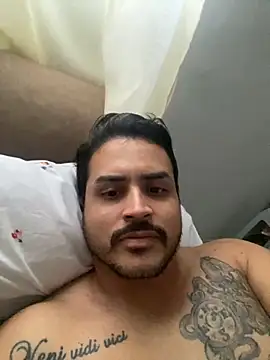 Snapshot of casalhot69 chatting on 05.08.26 casalhot69 online show from 05.08.26