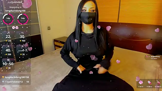 Snapshot of habibi_moon chatting on 01.28.25 habibi moon online show from 01.28.25