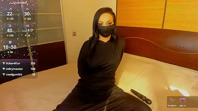 Snapshot of habibi_moon chatting on 03.04.25 habibi moon online show from 03.04.25