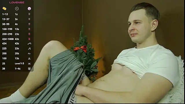 Snapshot of charlie_smiley chatting on 01.03.25 charlie smiley online show from 01.03.25