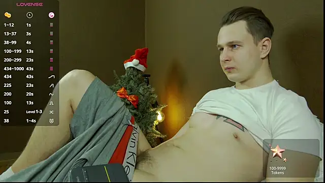 Snapshot of charlie_smiley chatting on 01.05.25 charlie smiley online show from 01.05.25