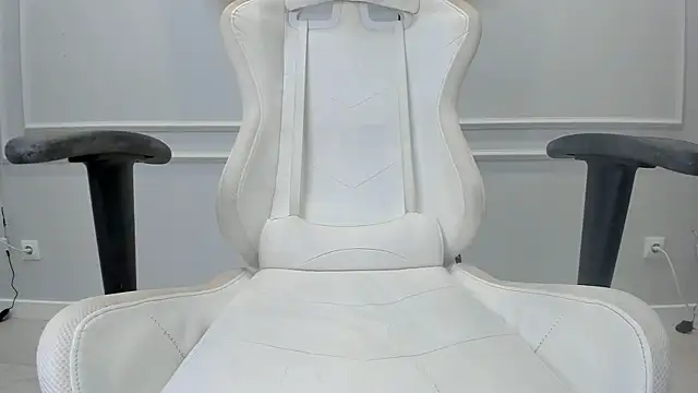 Miwa Kasumi online show from 12.14.24