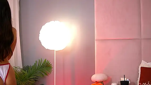 AlmaLuv online show from 11.06.25