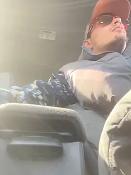 Snapshot of bigmerc chatting on 10.19.25 bigmerc online show from 10.19.25